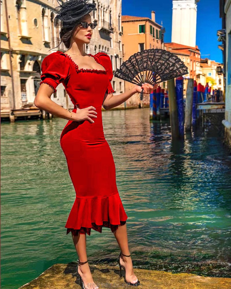 Herve Leger Red Puff Short Sleeve Lace Fluted Dress